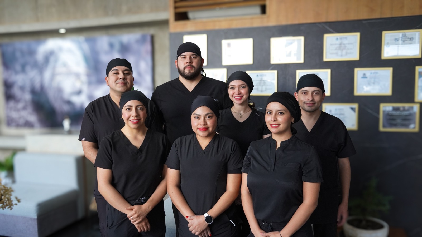 Equipo de profesionales (Vista móvil/tablet)